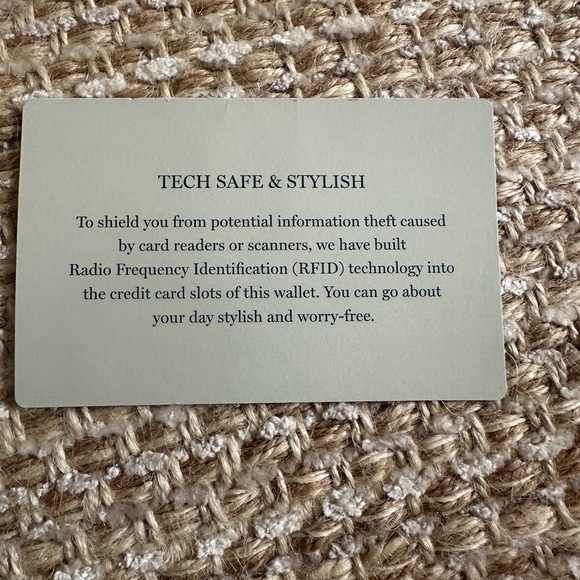 GORGEOUS COLE HAAN HANDBAG IN 100% LEATHER color block  BROWN/BEIGE/RED - Picture 12 of 12